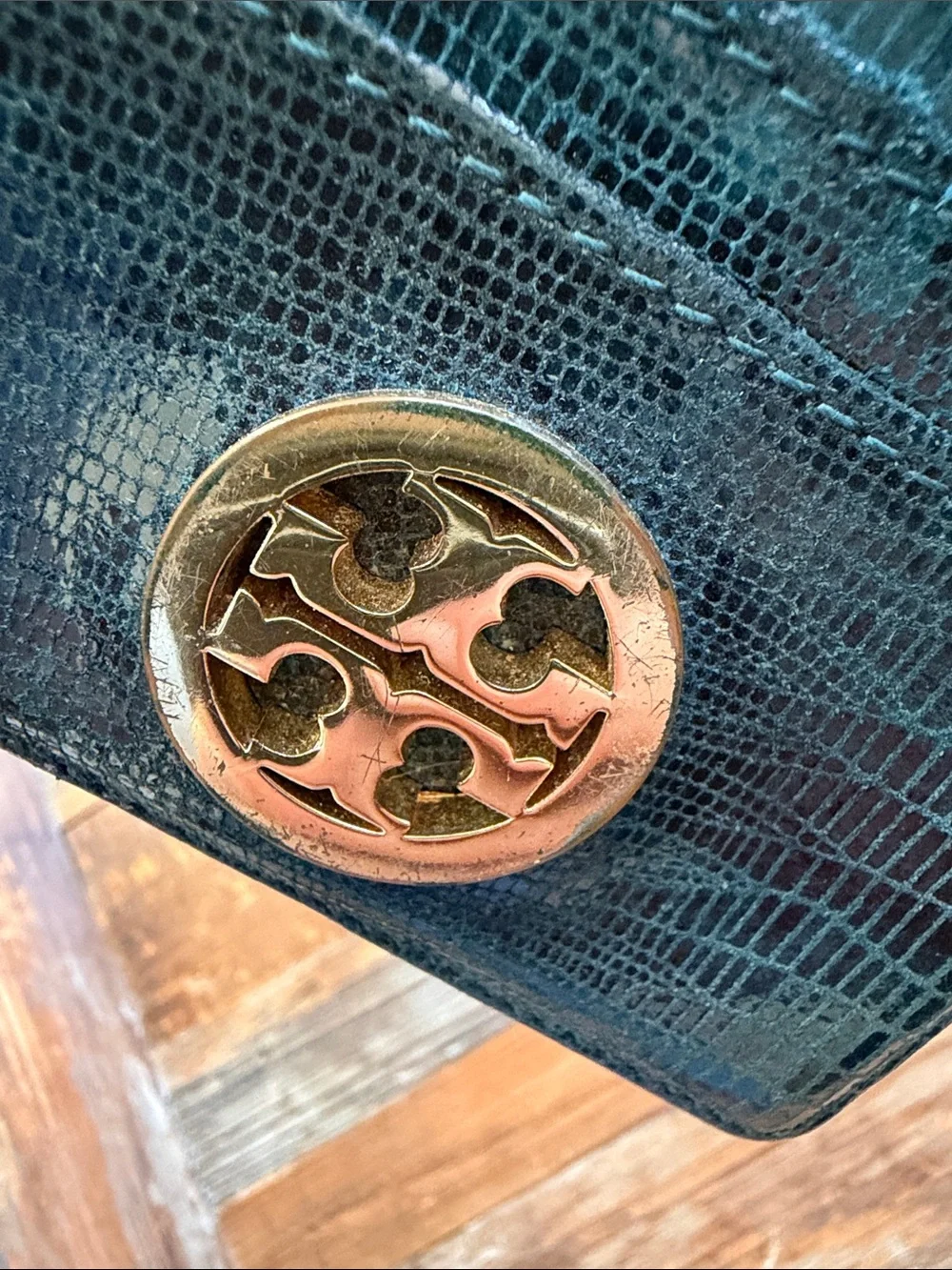 Tory Burch Teal Blue Lizard-Embossed Leather Card Case with Gold Logo